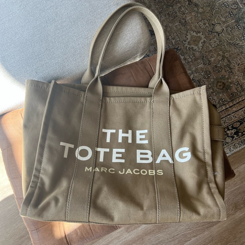 Marc Jacobs tote bag